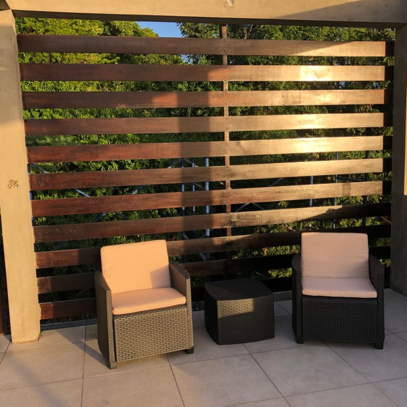 Pool-Deck